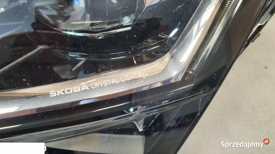 Skoda Superb III lift reflektor lewy przód Kozubszczyzna