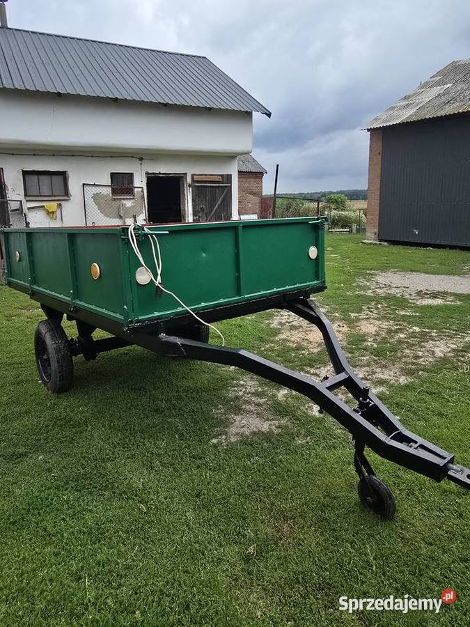 Przyczepka ciągnikowa Stróża