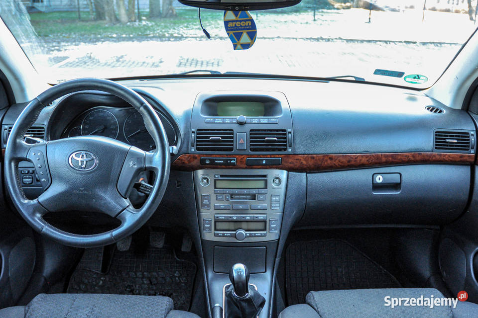 Toyota Avensis 20 147 Bezwypadkowa 1998cm3 Wrocław