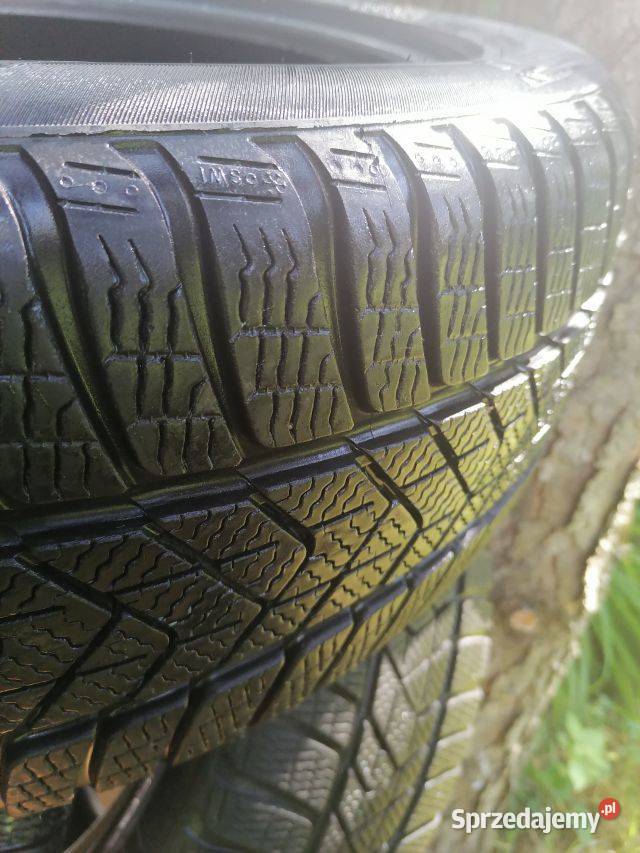 Opony zimowe Pirelli Sotozero 3 215 50 18 Tarnów