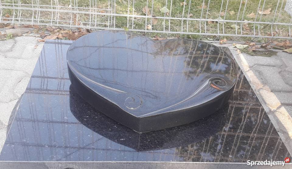 Serce z granitu szwed nagrobek urna Pozostałe usługi Strzegom