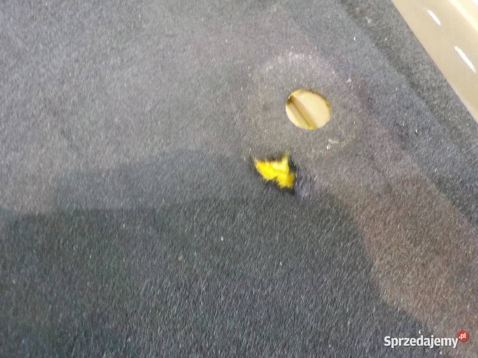 HYUNDAI i30 I 07r HB 5D wygluszenie maski sprzedam