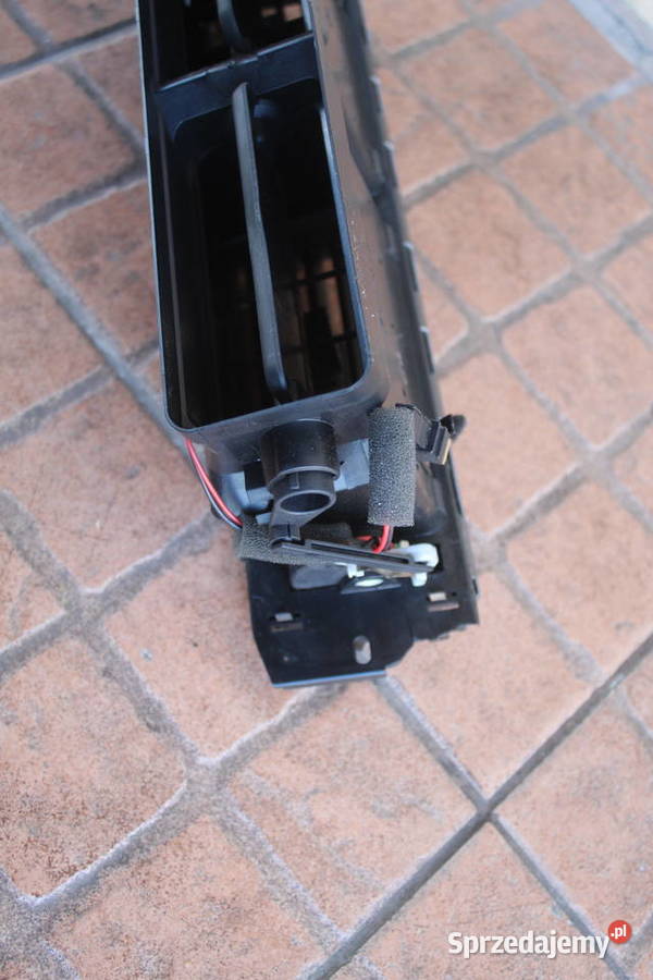 KRATKA NAWIEWU ŚRODKOWA AUDI A6 C5 4B1820951 Kratki nawiewu