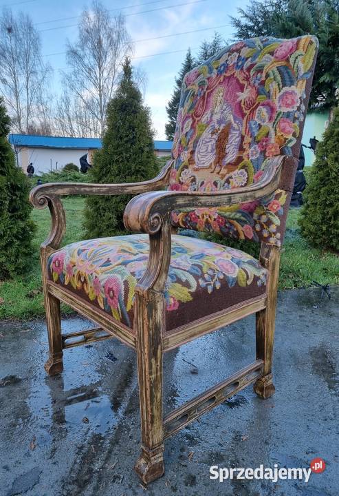 Fotel neorenesansowy w stylu vintage z motywem Meble sprzedam