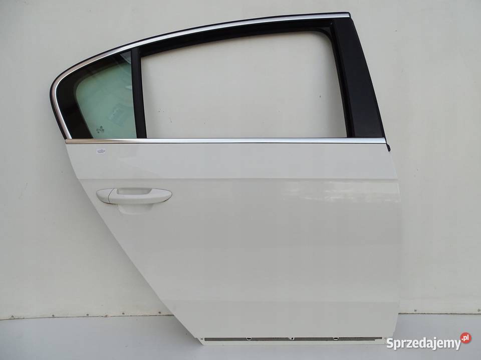 DRZWI PRAWY TYŁ PRAWE TYLNE LB9A VW PASSAT B7 3A Części samochodowe
