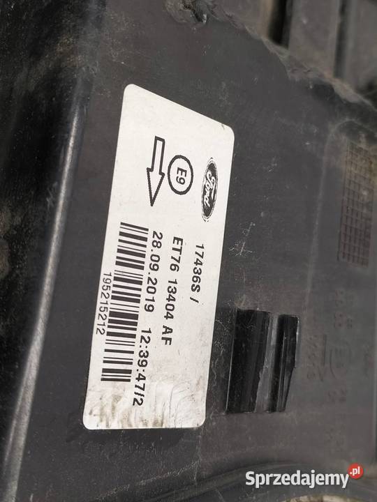 LAMPA TYŁ PRAWA EU ET7613404AF Ford Tourneo osobowe