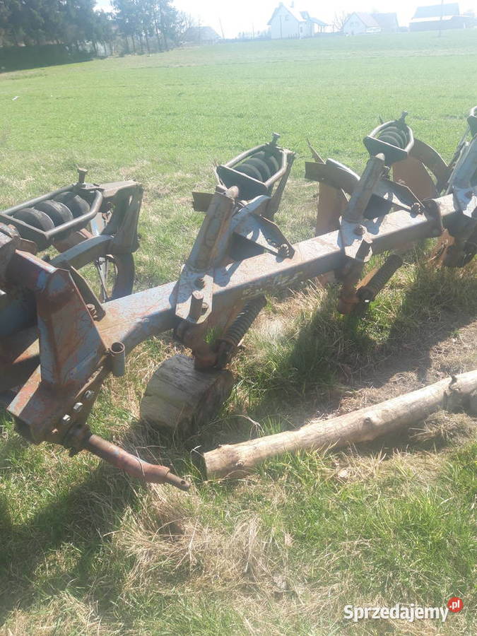 plug 4 zagonowy overum Pługi Wygnanów sprzedam