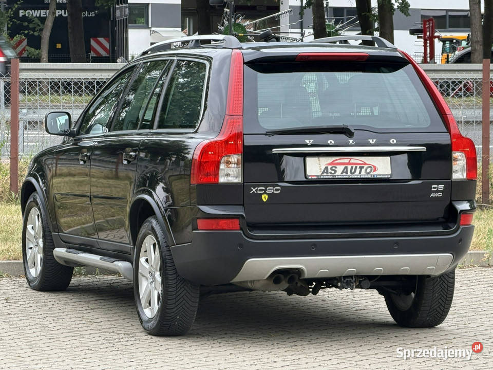 Volvo XC 90 24D5 200 gniazdo AUX Węgrów