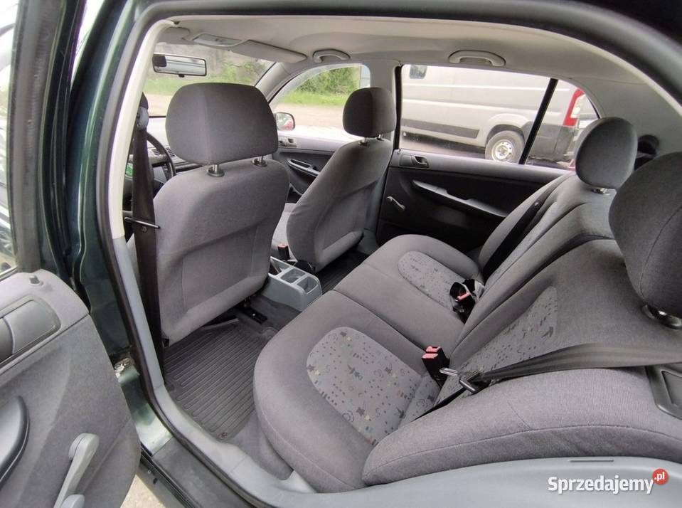 Skoda Fabia 14 MPI Benzyna manualna Škoda Wałbrzych sprzedam