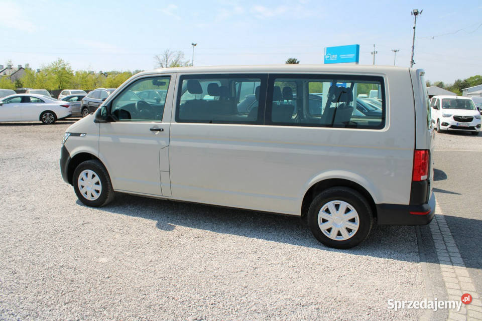 Volkswagen Transporter 9 miejscowy netto 105