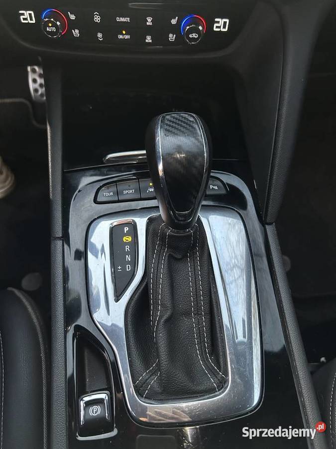 Opel Insignia 2018 20 4x4 260 salon Polska 2000cm3 Jerzykowo