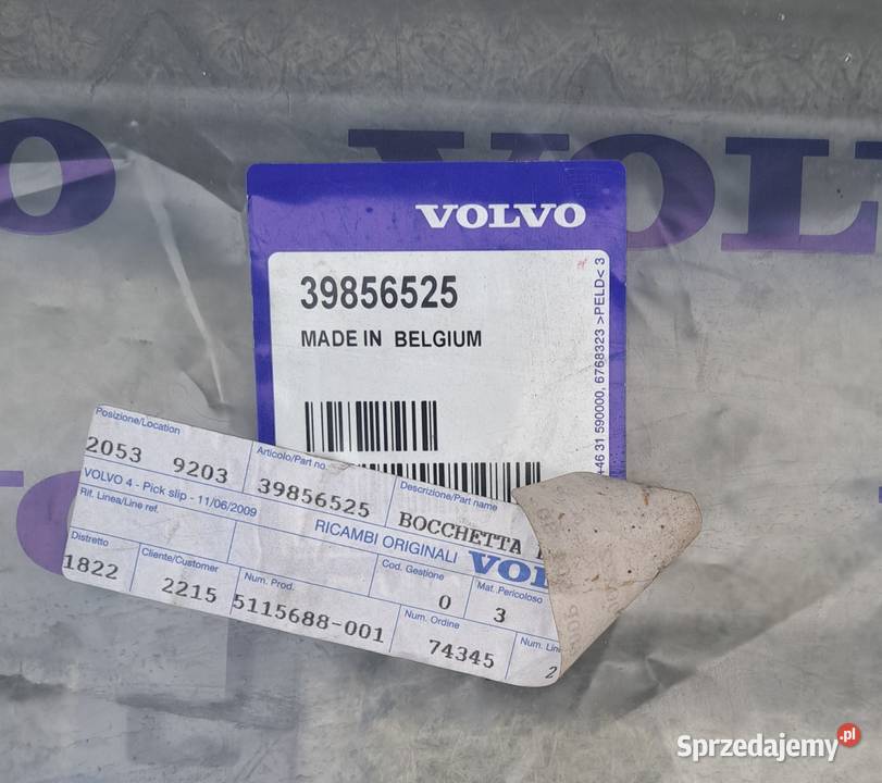 Podłoga bagażnika Volvo XC60 20082017 39856525 Mielęcin