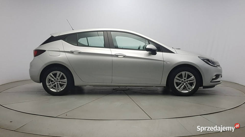 Opel Astra 14 T Enjoy SS Z Polskiego Salonu 4/5 Astra