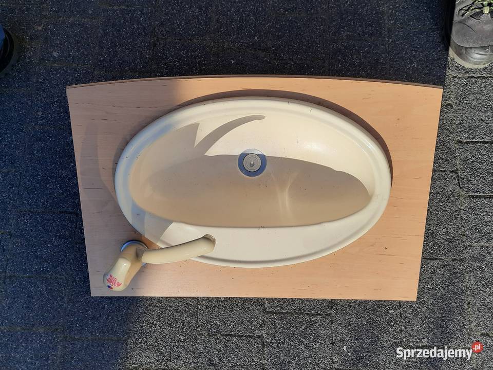 Umywalka łazienkowa do przyczepy kempingowej Skokowa