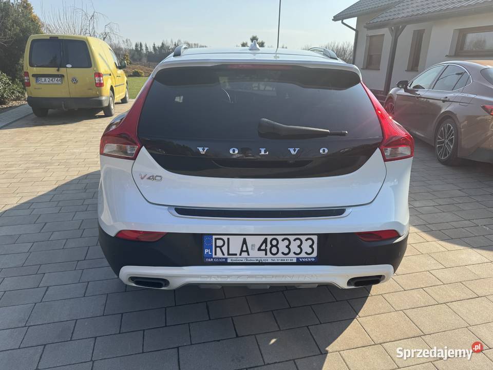 Volvo V40 Cross Country D3 150 Salon Polska