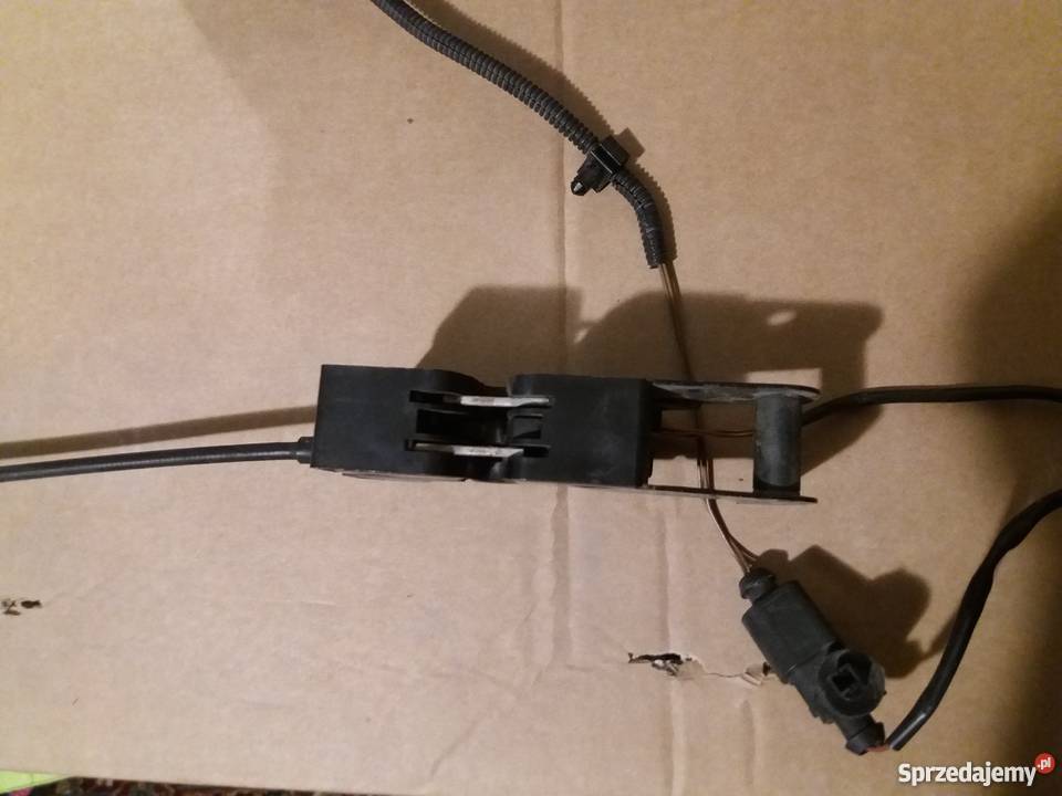 zamek maski skoda Octavia Szczecin