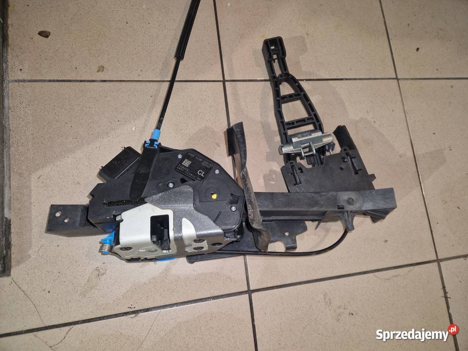 ford c MK2 tapicerka boczek dzwi prawych przód sprzedam