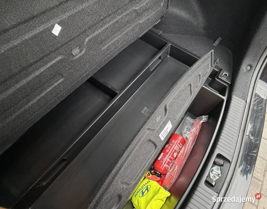 HYUNDAI i30 SW automat FILM PREZENTACJA czujnik parkowania i30