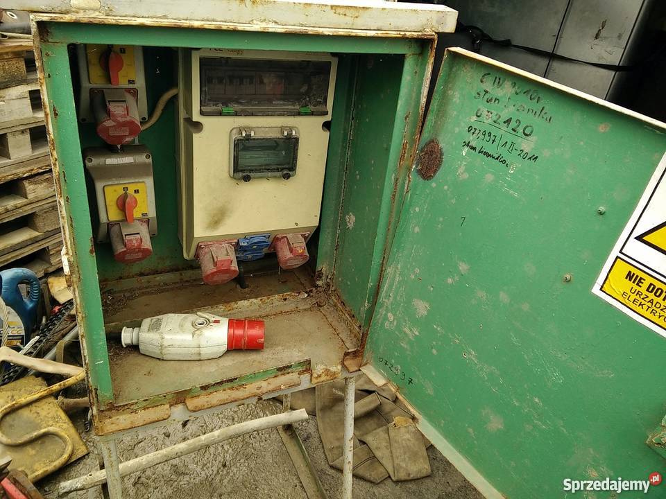 Skrzynki elektryczne przedłużacze