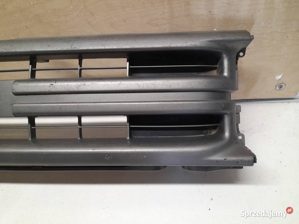 Toyota Hilux atrapa grill 19891991 5311189132 Goleniów sprzedam