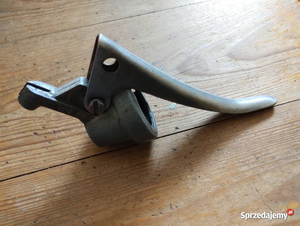 Komar jajko walKirpus rolgazu klamka