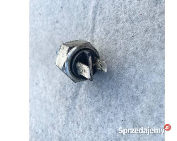 czujnik światła stopu Triumph Sprint ST 1050
