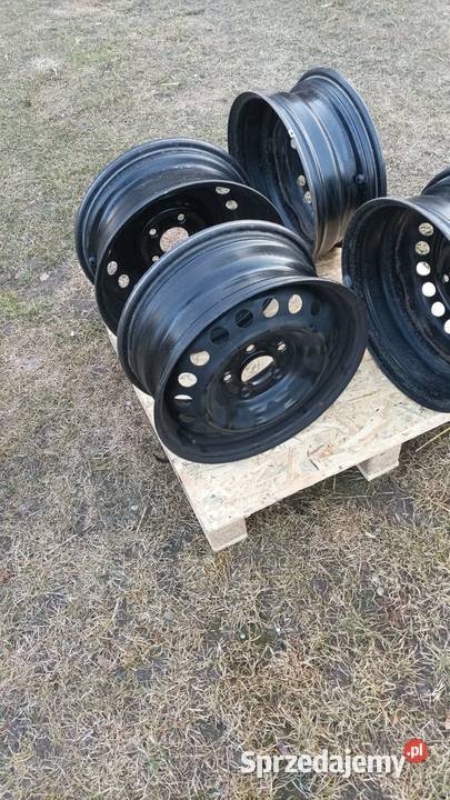 Felgi stalowe 15 5X1143 plus kołpaki oryginalne Kia OE