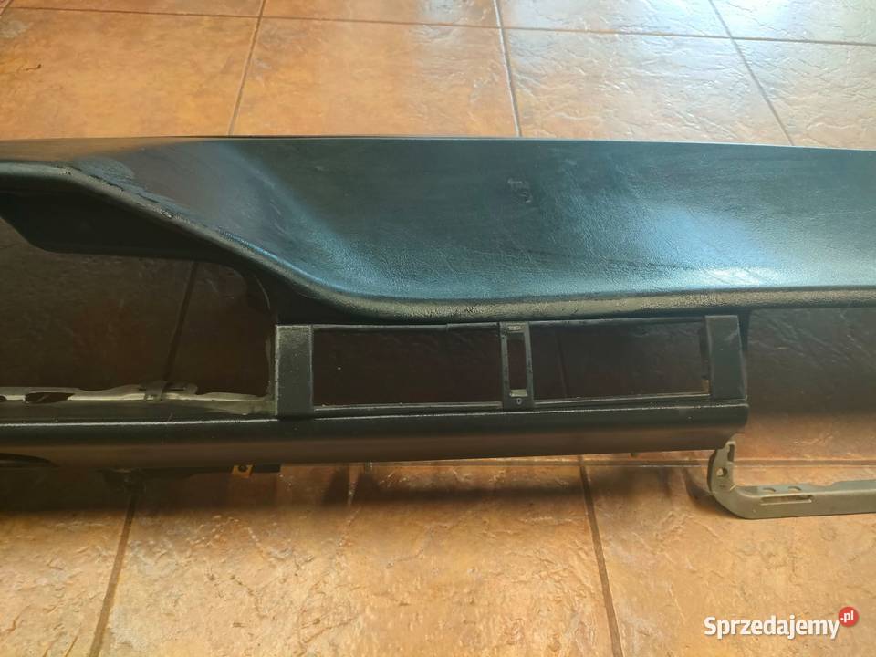 Deska rozdzielcza w124 cała
