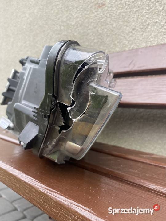 LAMPA PRAWA BMW 2 F22 F23 FULL LED LIFT 63 11