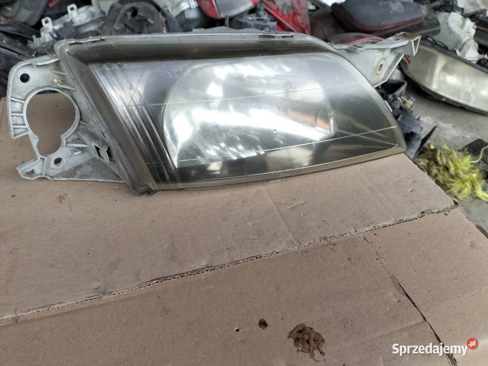 Mazda Premacy LAMPA PRZÓD PRZEDNIA PRAWA lubelskie Kamień-Kolonia