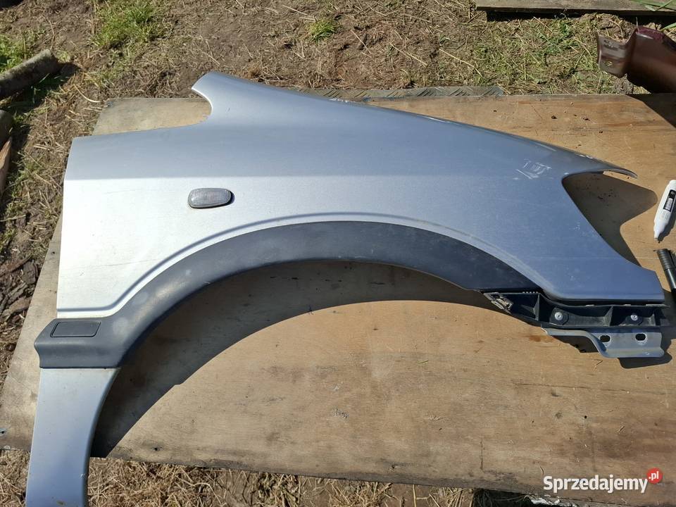 Błotnik Prawy Opel Zafira A Wisznice