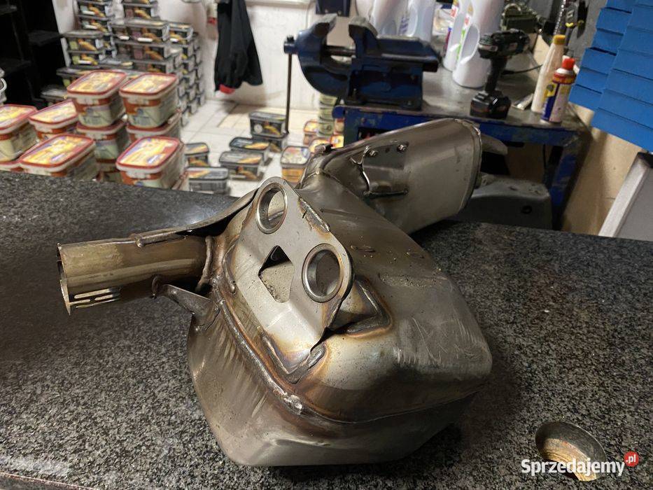 Tłumik BMW K83 F900R K84 F900XR OEM 18518565022 Poznań