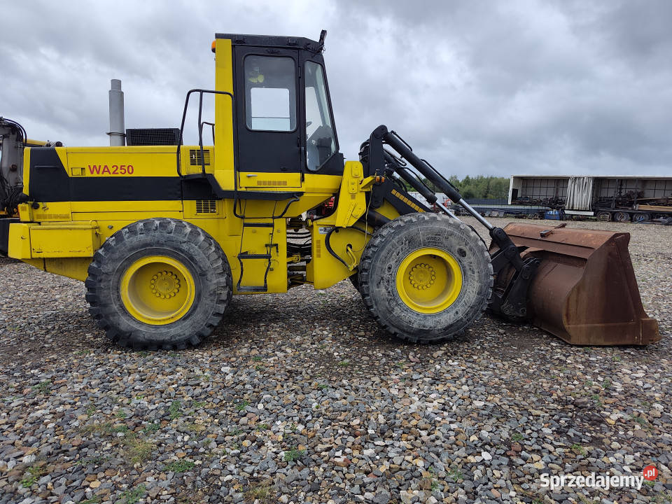 Ładowarka kołowa KOMATSU WA2501 130 1987r sprzedam
