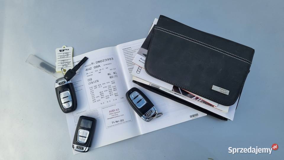 Audi A8 V8 D4 Ogrzewanie postojowe TV monitory Dziwie