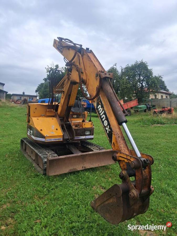 Koparka łamane ramie Minex Rok produkcji 1990 Konary
