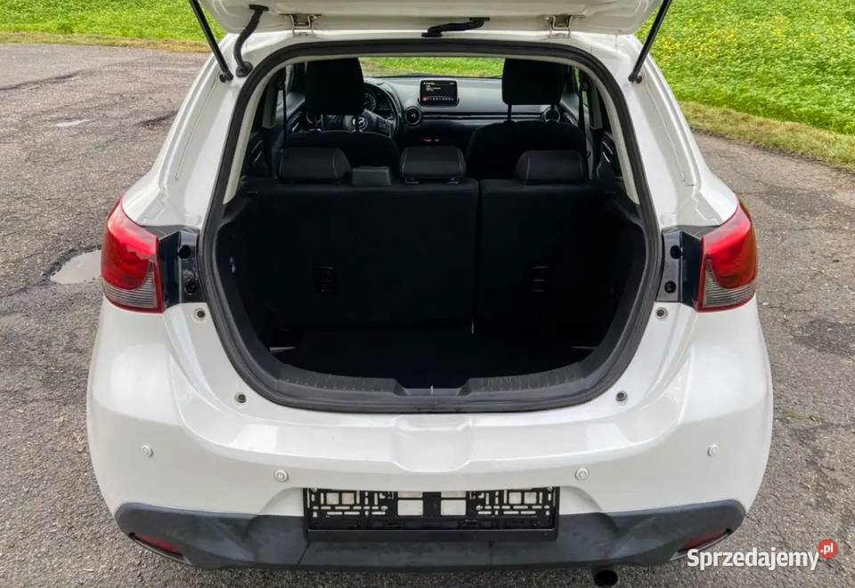 Mazda 2 15 SkyActiv 2015 Exclusive bezwypadkowa Toruń sprzedam