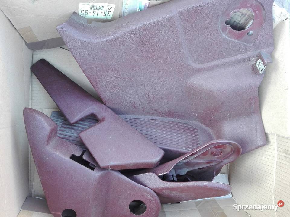 Mercedes 190 W201 tapicerka czerwona bordowa osobowe świętokrzyskie Skarżysko-Kamienna