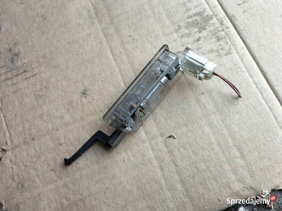 RENAULT SCENIC 2 II LIFT LAMPKA PODŚWIETLENIE sprzedam