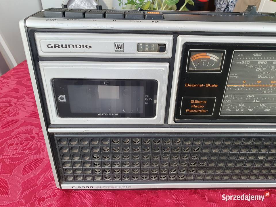Stary zabytkowy radiomagnetofon Grundig C6500 Kępice