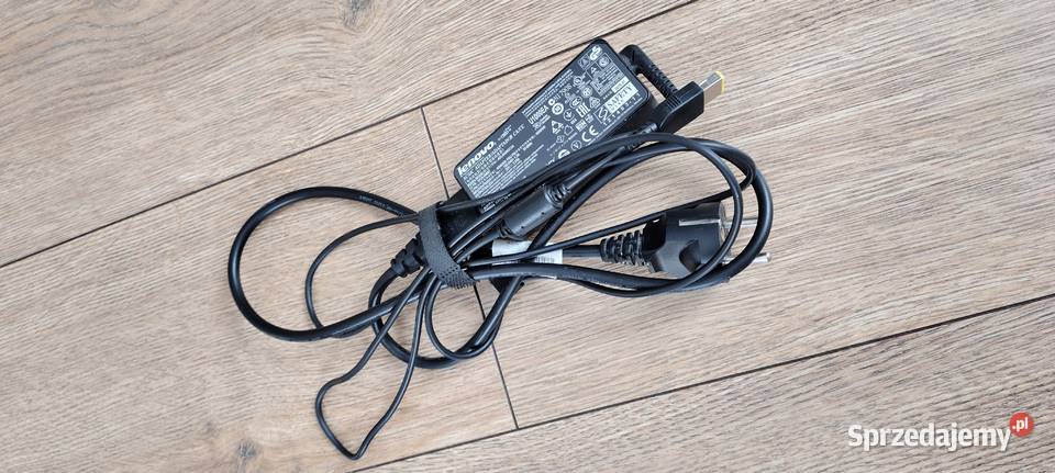 Lenovo V33015IKB i58250U 8GB SSD 256GB Win 11