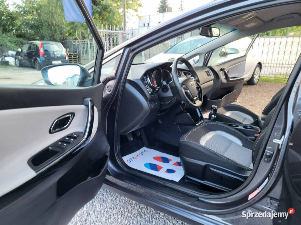 Kia Ceed 16 135 Bezwypadek Org Przebieg Z wielofunkcyjna kierownica łódzkie Pabianice