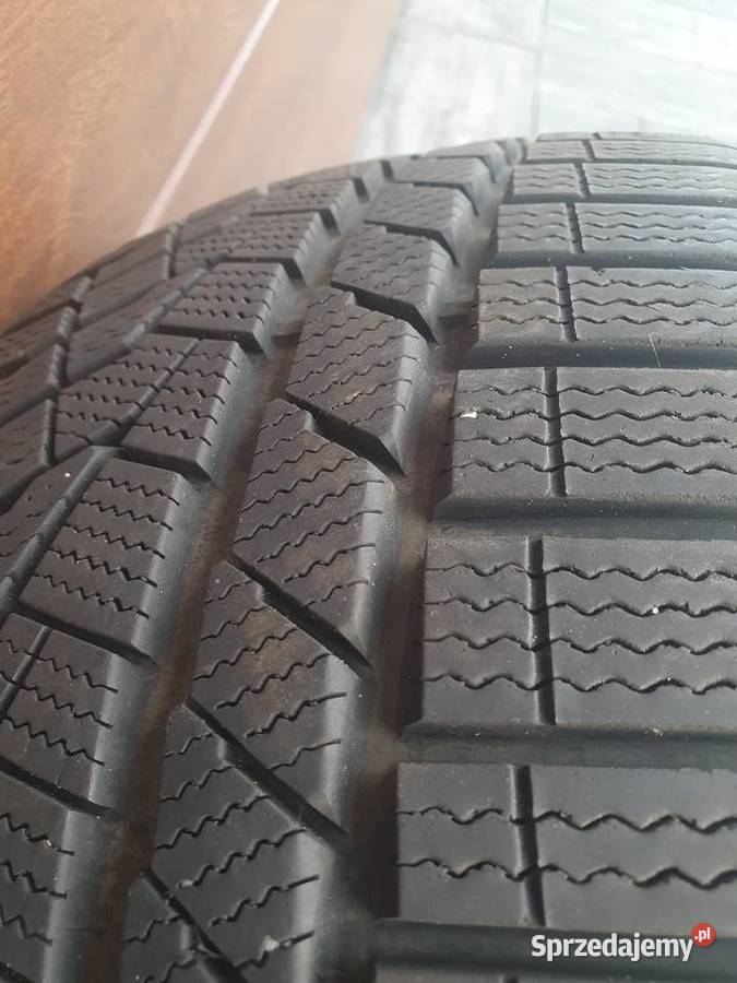 Opony zimowe 23550R18 Samochodowe Dęblin