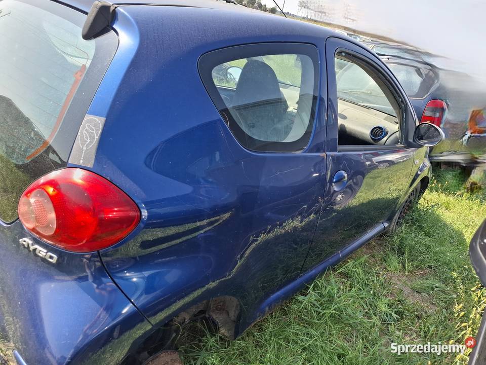 Samochód Toyota Aygo 14D 07r CZĘŚCI osobowe Wisznice