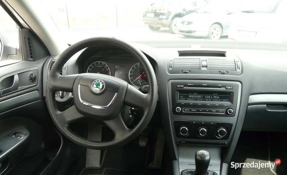 Skoda Octavia II 16TDI wypożyczalnia wynajem Transport Przebieczany