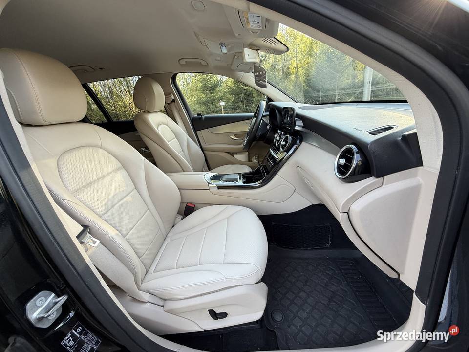 Mercedes GLC 2019r 20 194 Premium Salon ASO lubelskie Lubartów