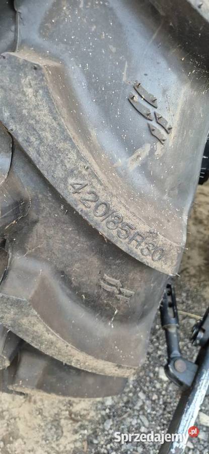 Sprzedam koła rolnicze 42085r30 38070r20 Case Stopnica