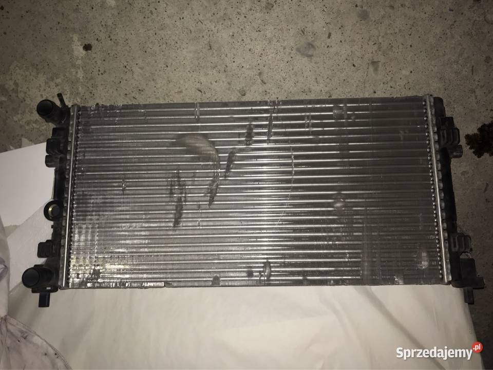 Chlodnica wody 6r01212530 seat vw chłodnice Kozy