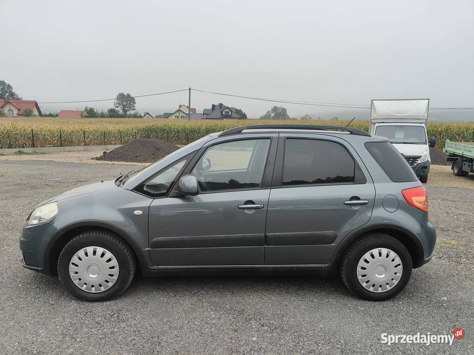 Suzuki SX4 2007r 16 107 z Gazem sprzedam