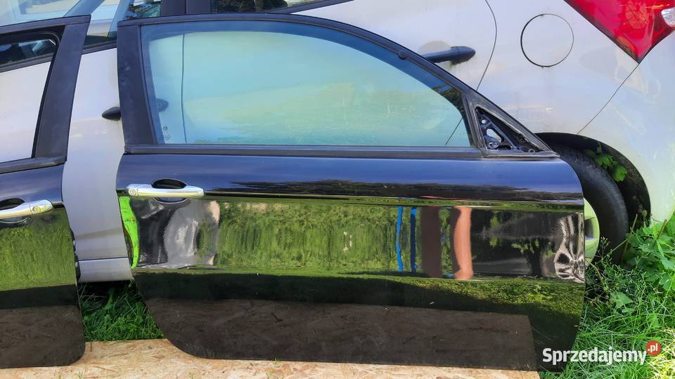 drzwi prawe lewe Alfa Romeo 147 3d lak 601 BB sprzedam
