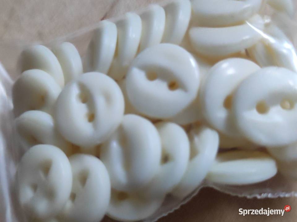 guziki guziczki dodatki krawieckie Pozostałe Pozostałe świętokrzyskie sprzedam